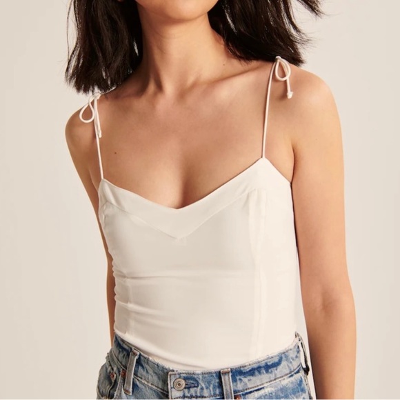 Abercrombie & Fitch Tie-Strap V-Neck Size Small - Picture 9 of 11